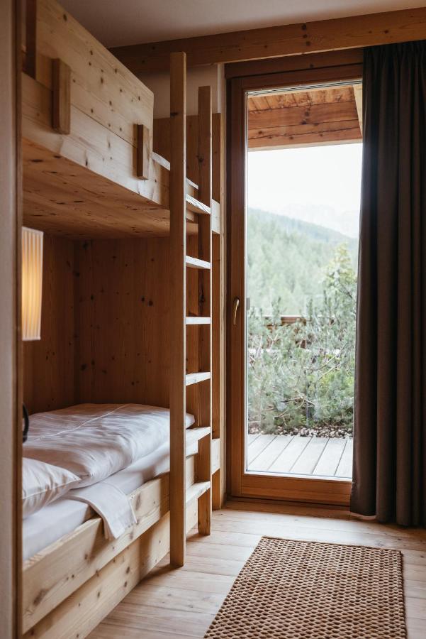 Lagacio Hotel Mountain Residence San Cassiano  Exteriör bild